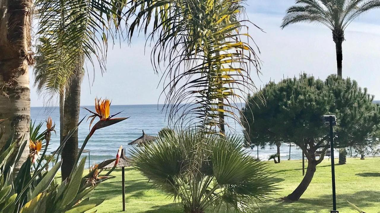 MI CAPRICHO, Beachfront, Grownfloor, Private Garden & Terrace Sitio de Calahonda Exterior foto